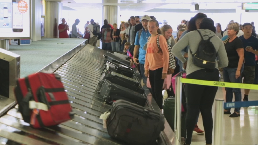 consumer reports carry on luggage