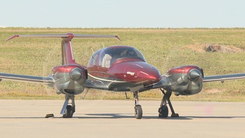 U.S., facing serious shortage of airline pilots, officials say