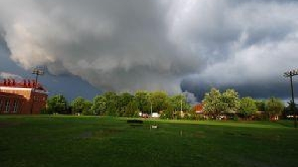 Farmville Tornado Leaves Little Damage WSET