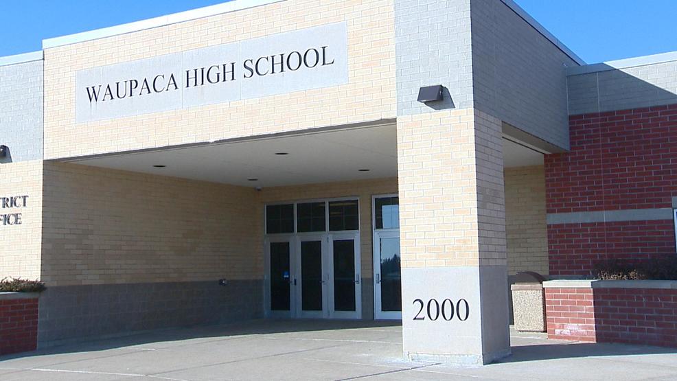 Waupaca School District to change schedules WLUK