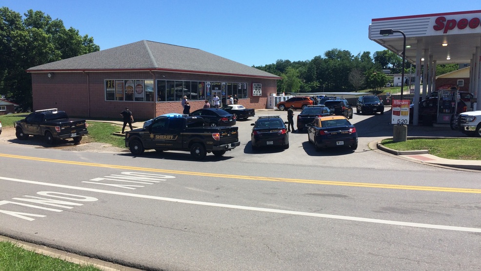 One person in custody after stabbing in Cross Lanes WCHS