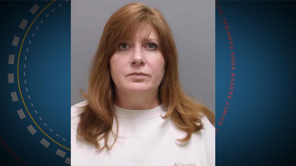Iowa woman charged with theft after Fort Madison embezzlement