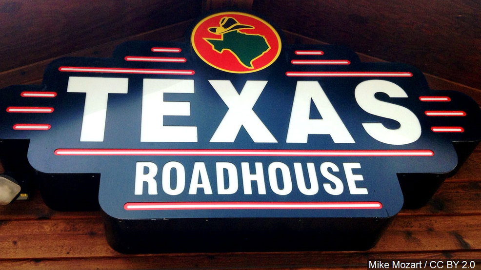 Texas Roadhouse CEO gives up salary to pay front-line employees during