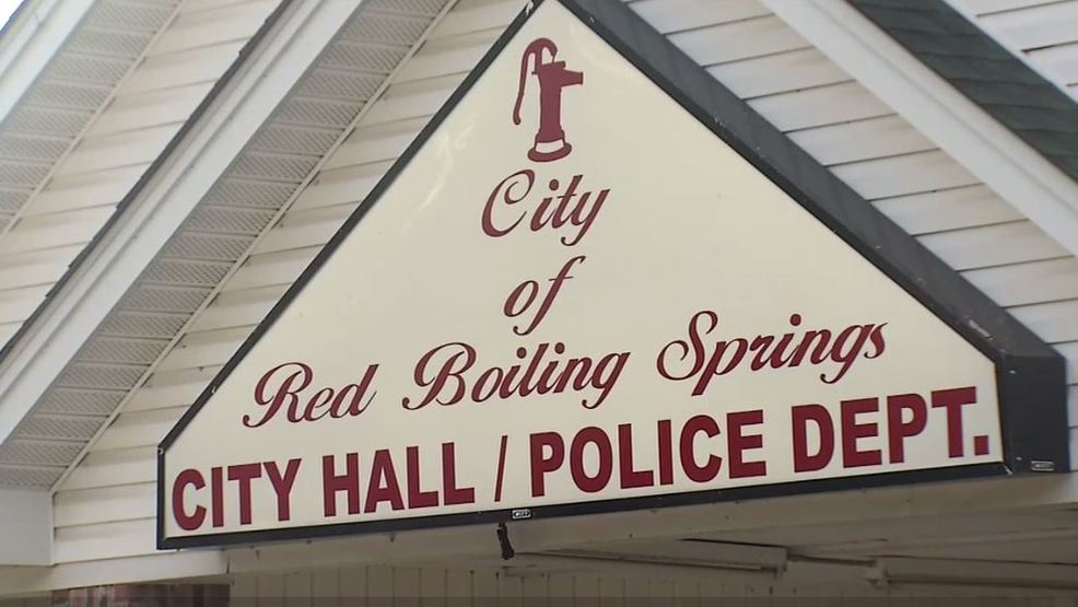 Red Boiling Springs City Council fires Police Chief, offers public few