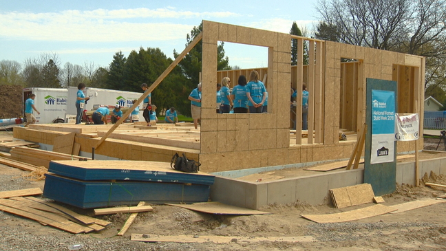 Women volunteers highlight Habitat for Humanity's 'Women Build Week'