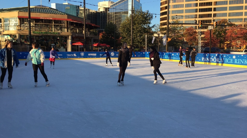 ice skating game pomp