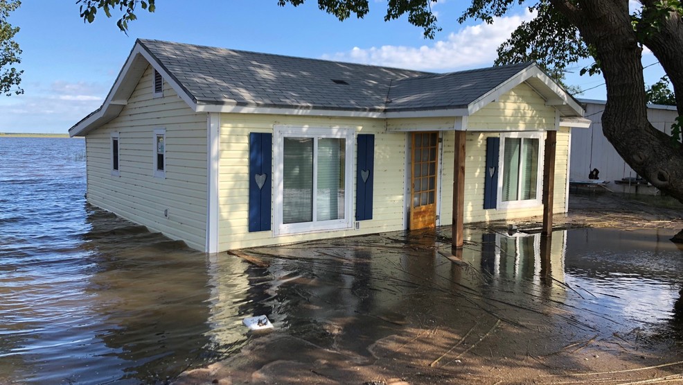 Flooding Forces Evacuations At Lake Stamford Ktxs