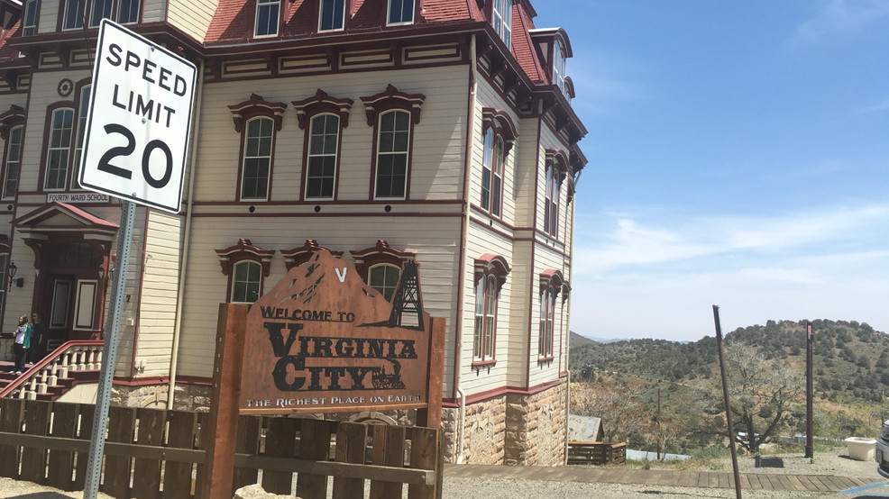 4 Your Weekend Virginia City lights up with annual Christmas on the