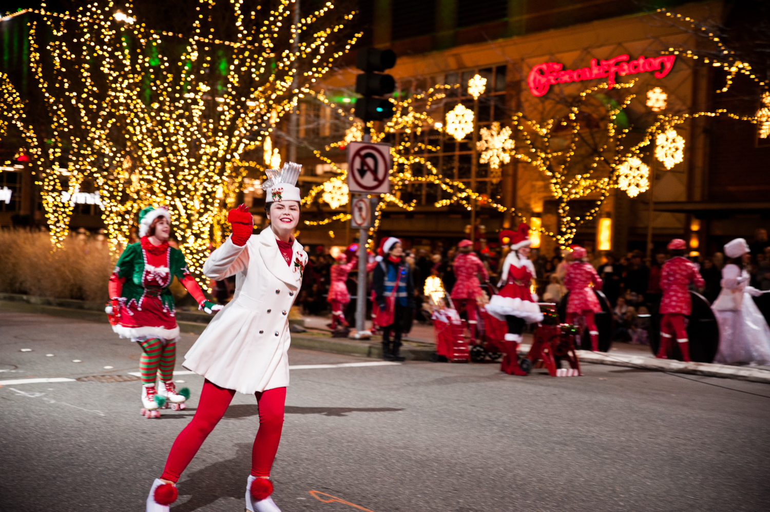Photos Snow falls every night on Bellevue's Snowflake Lane Seattle