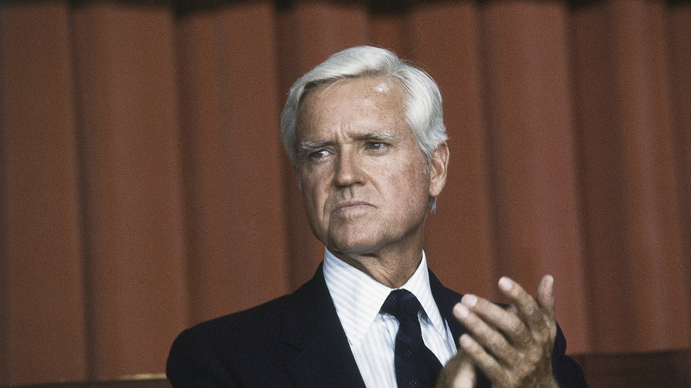 Ex-Sen Ernest ‘Fritz’ Hollings of South Carolina dies at 97